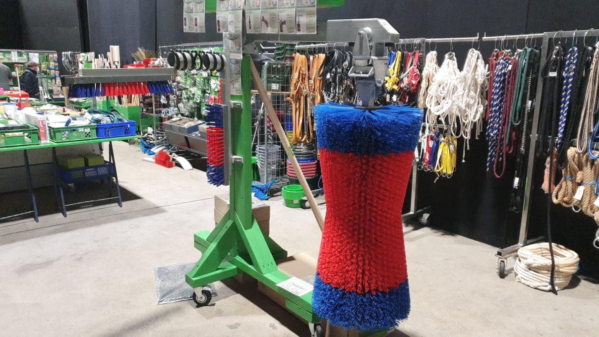 Agrom - Alles rund um das Tier, Hof, Stall und Weide